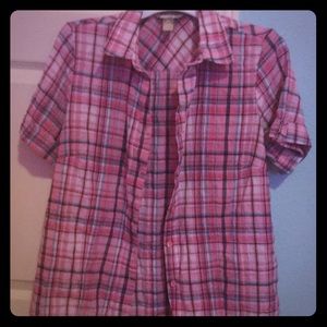 Women’s like new flannel top, OFFERS WELCOME!